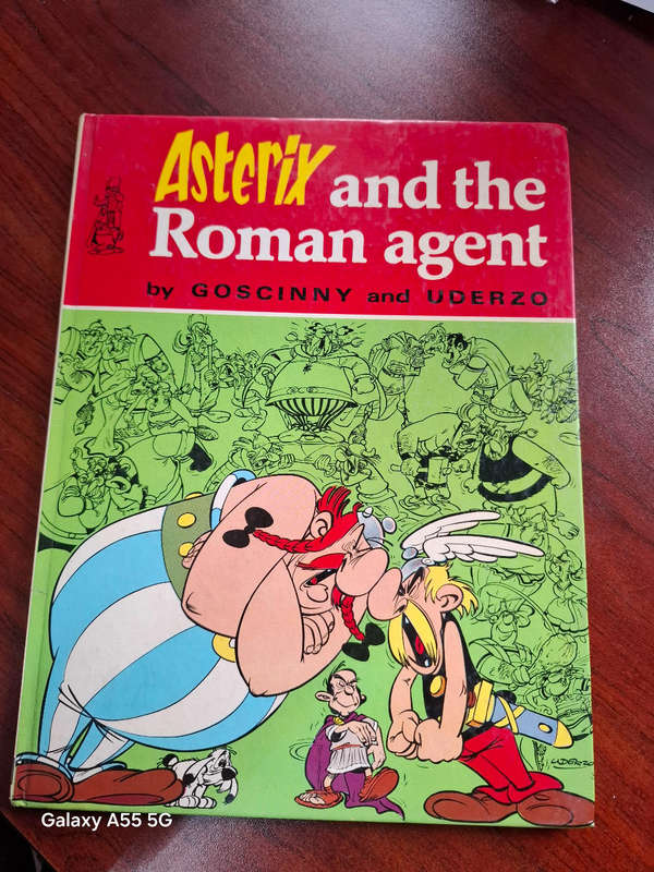 Asterix and the Roman Agent