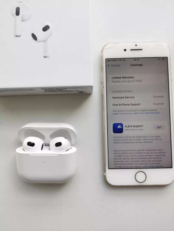 Apple airpod Gen 3 with magsafe charging