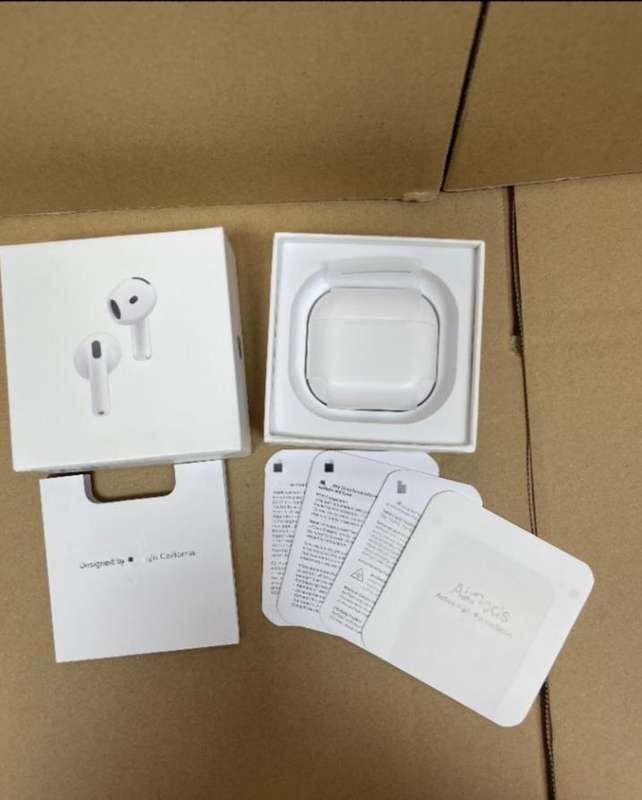 Apple airpod Gen 4 with active noise canceling