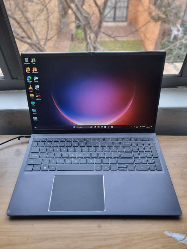 11th gen core i5 dell vostro 551016gb ram256