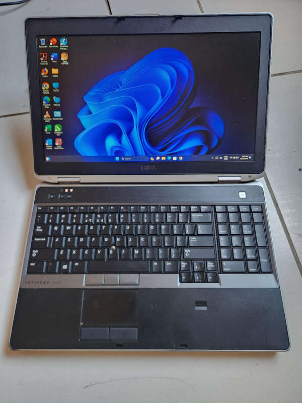 CORE I5 DELL LATITUDE E6530  8GB RAM 500GB