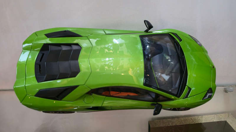 1:18 Autoart Lamborghini Aventador S