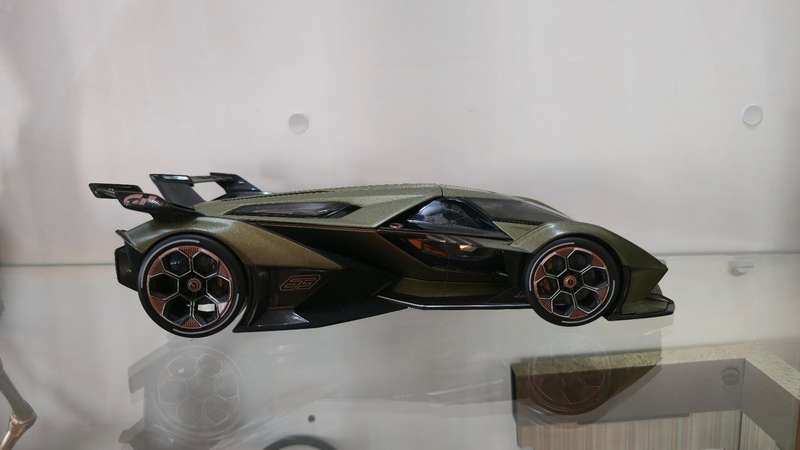 1:18 Maisto Lamborghini V12 Vision Gran Turismo