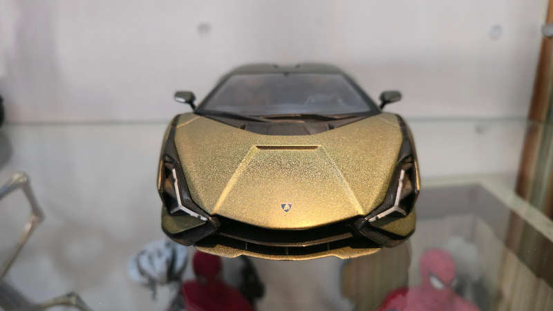 1:18 Burago Lamborghini Sian