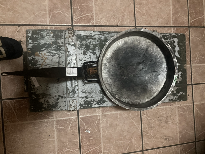 Antique French copper frying pan