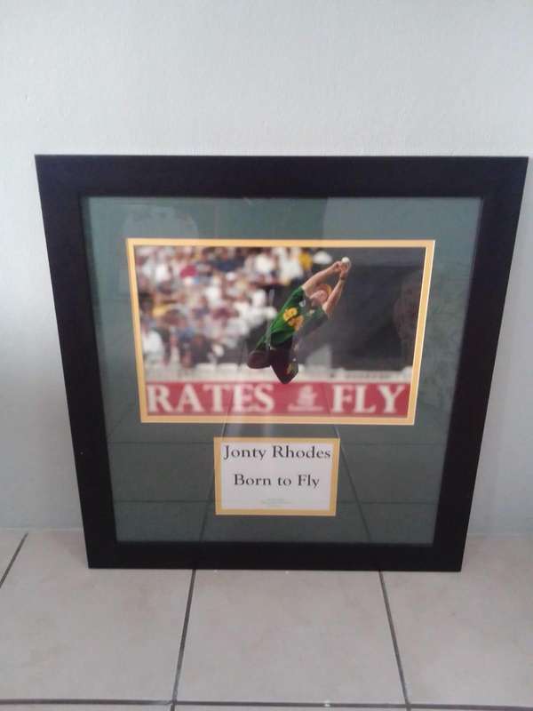  Jonty Rhodes  "Born to Fly" Framed Cricket Memorabilia