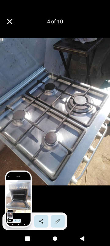 Gas stove