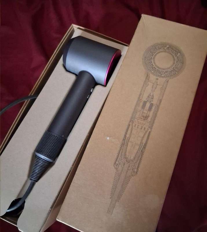 Dyson Supersonic Fuschia Hairdryer