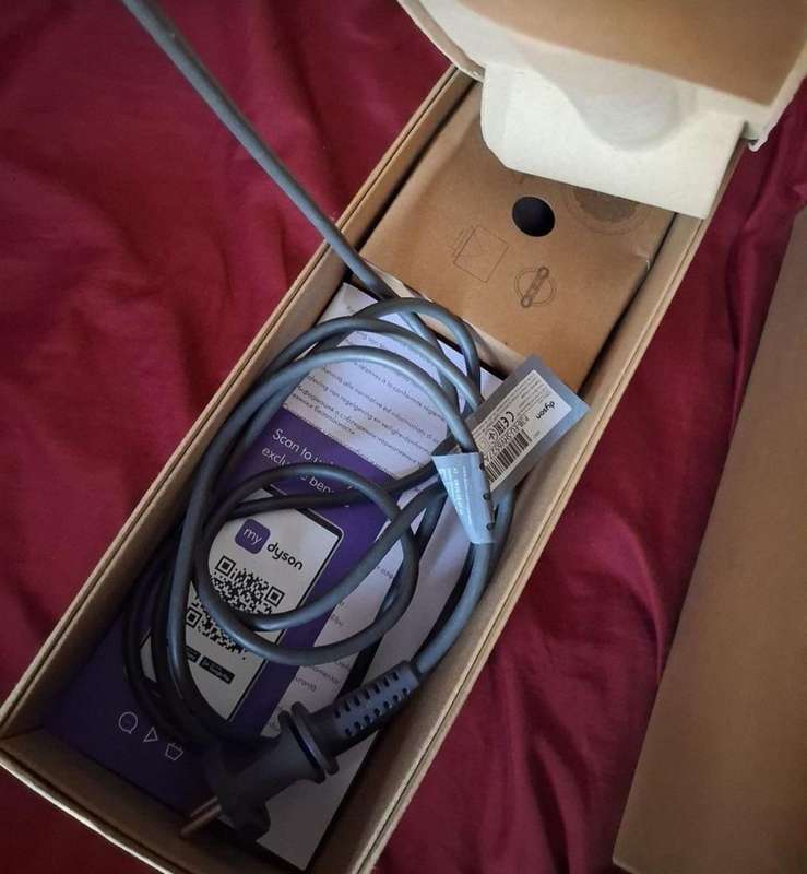 Dyson Supersonic Fuschia Hairdryer