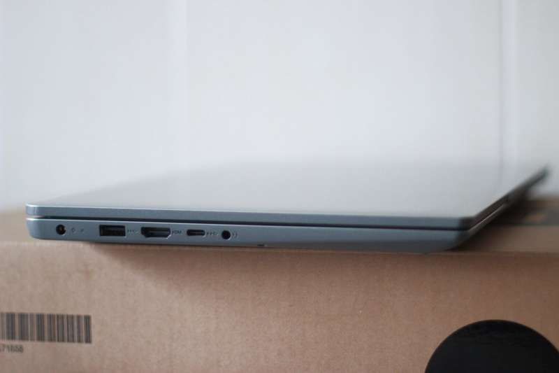 Lenovo IdeaPad 1 15IGL7 Notebook PC  Celeron N4020 / 15.6 FHD / 8GB RAM / 256GB SSD / Win 11 Home