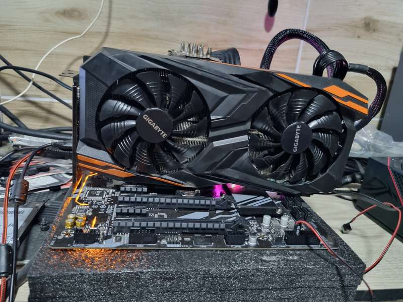 Gigabyte Rx56 Vega Gaming 8gb