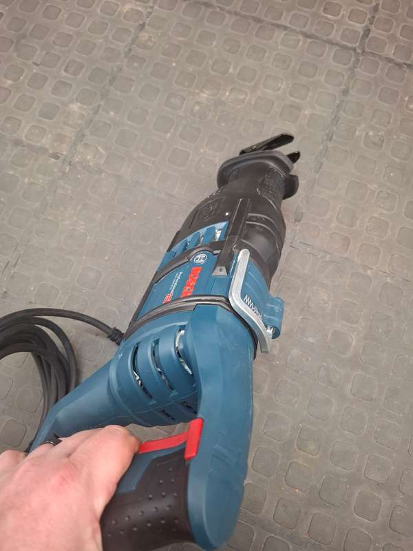 BOSCH Professional GSA 1300 PCE Reciprocating saw