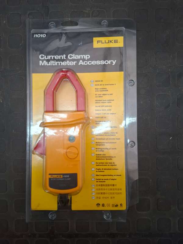 Fluke i1010 AC/DC Current Clamp