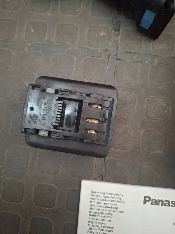 PANASONIC Impact driver D-22525 10.8v lithium