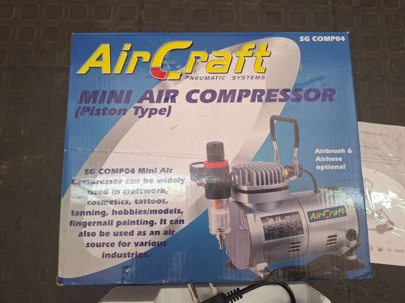 AirCraft COMPRESSOR FOR AIRBRUSH 1 CYL. W/REG & FILTER (SG Comp04)