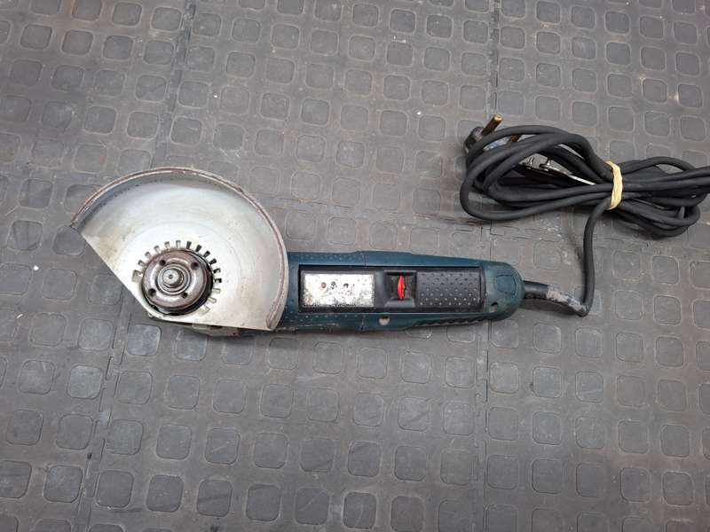 BOSCH Professional GWS 15-150 CP Angle Grinder