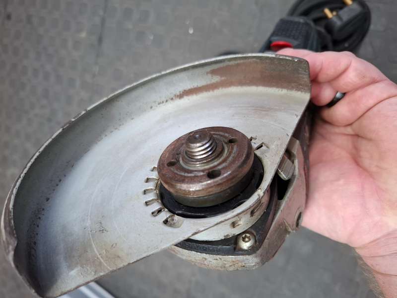 BOSCH Professional GWS 15-150 CP Angle Grinder