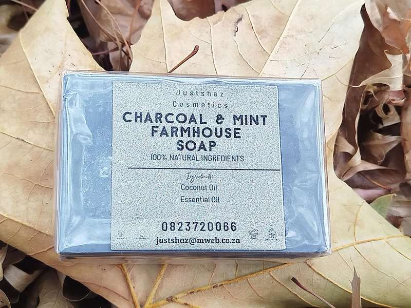 CHARCOAL AND MINT FARMHOUSE SOAP