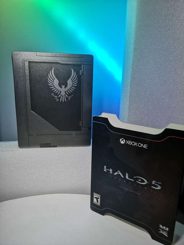Halo 5 Guardians Limited Edition - metal case (Xbox one)