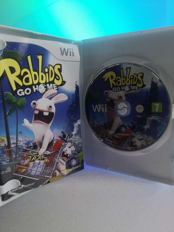 Wii - Rabbids Go Home