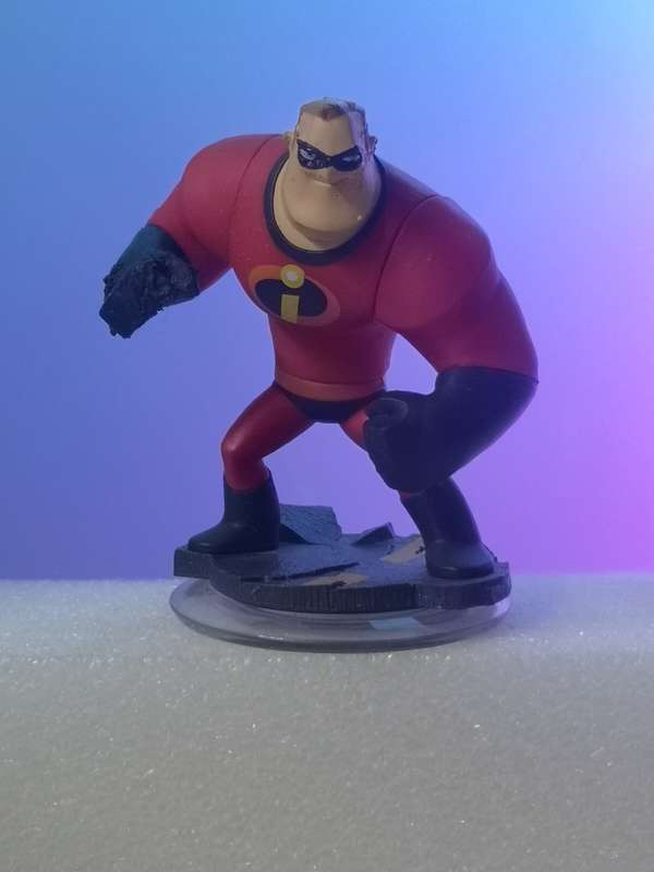 Disney Infinity: Mr. Incredible figurine