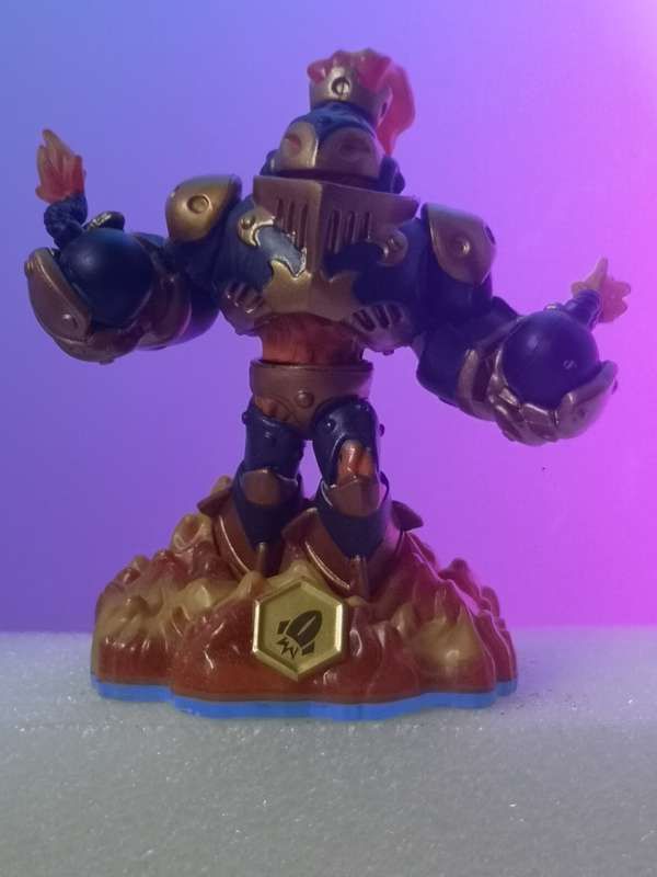 Skylanders Swap Force Blast Zone 4 figurine