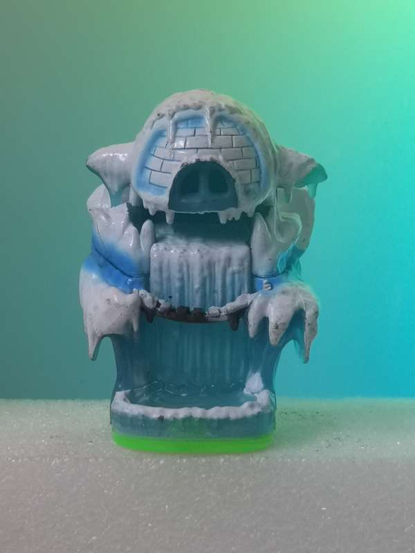 Skylanders: Spyro's Adventure: Empire Of Ice figurine