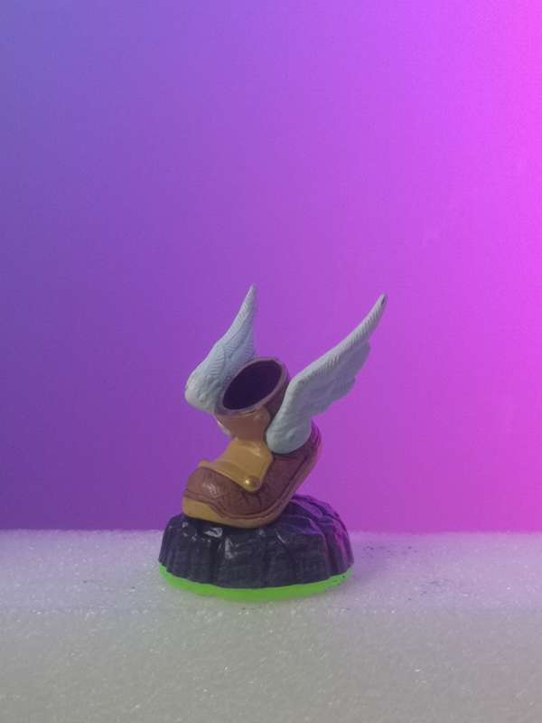 Skylanders Winged Shoe figurine