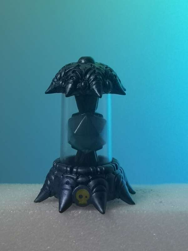 Skylanders Imaginators - Undead Fanged Creation Crystal figurine