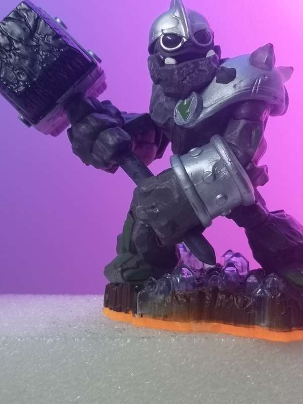 Skylanders GRANITE CRUSHER figurine