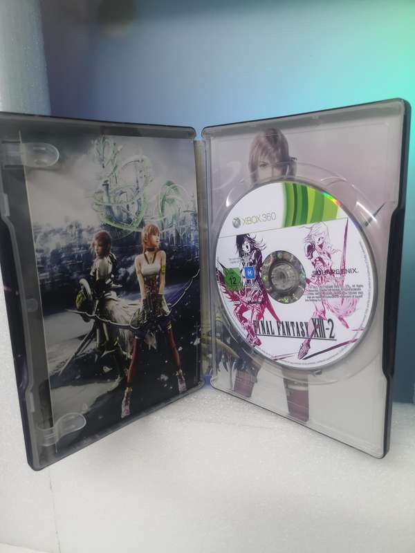 Final Fantasy X111-2 Metal case collectors Edition  (Xbox 360)