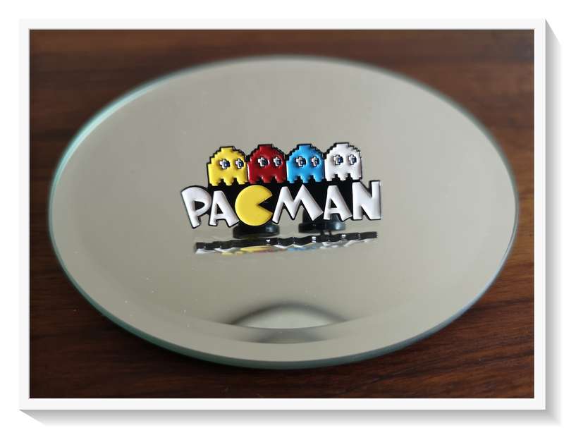 1980s Pacman Vintage Game Pin Brooch - Generation X Gaming Paraphernalia ***