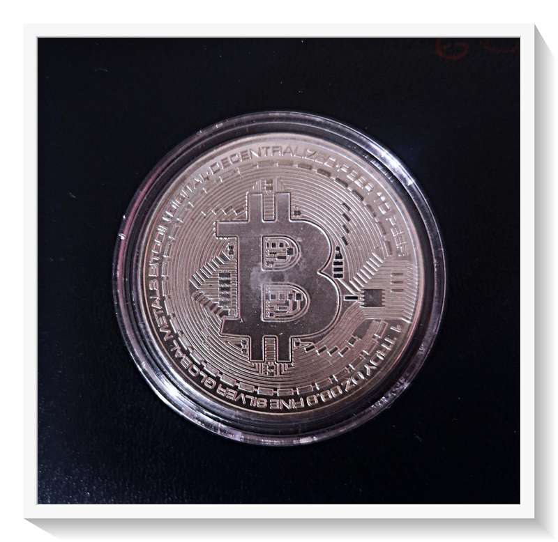 99.9% Fine Silver - Decentralized Metal DM - 1 Troy oz - Bitcoin Design - Bullion Silver Coin*
