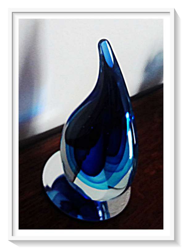 An Aquatic Murano Styled Glass Decor Piece - Stunning Hues of Blue 180mm by 100mm