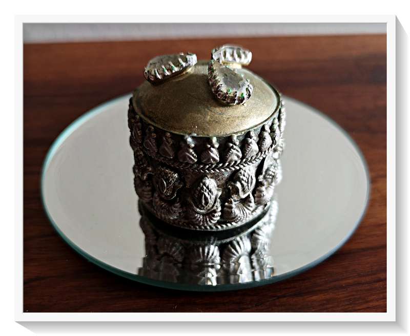 A Charming Little Metal Oriental Trinket Holder with Teardrop Glass Stones on the Lid *