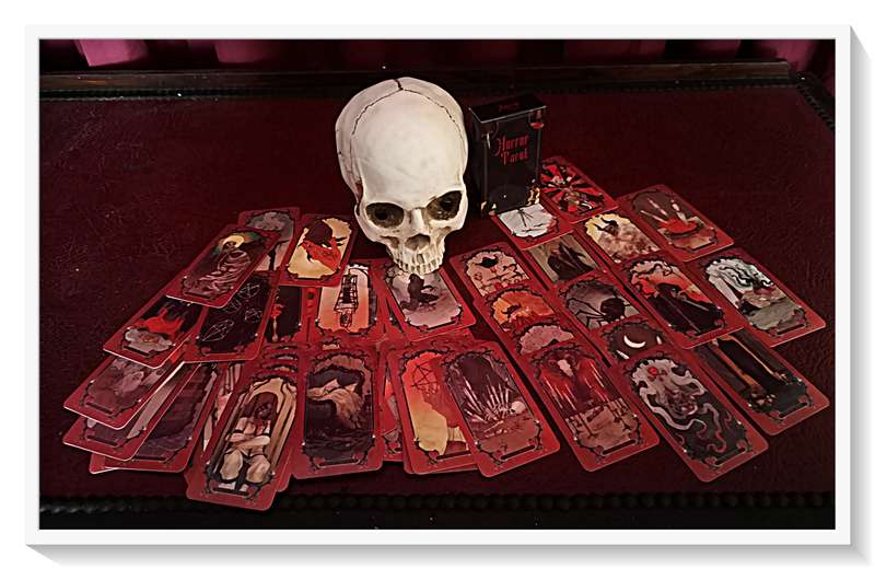 A Deck of HORROR TAROT CARDS - Great Quality Gloss Cards +- 80 Horror Cards in Box - Condition: New