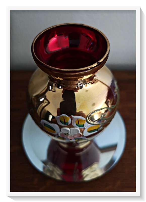 A Small Collectable Venetian Murano Glass Vase - Red and Gold with Floral Motif Roughly  70mm by 100