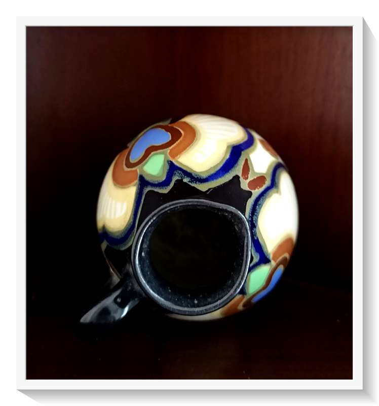 A Striking Little Ceramic Vase or Jug with Markings on the bottom Gliter Art Pottery