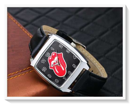 A Very Cool & Stylish Stainless Steel Rolling Stones Logo - Dial Retro Unisex Watch
