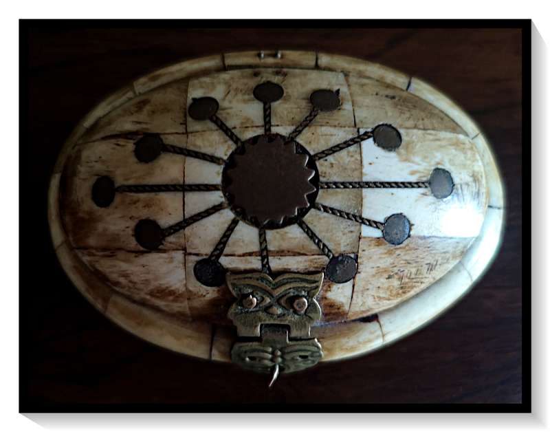 An Exceptional Camel Bone Ovel Trinket Box with Copper inlay and blue velvet interior - Beautiful*