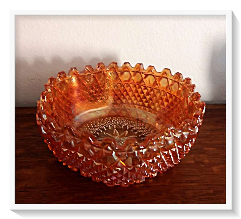 An Extraordinary Sparkling Carnival Glass Bowl - Diameter 190mm by 70mm in Height - Beautiful Piece