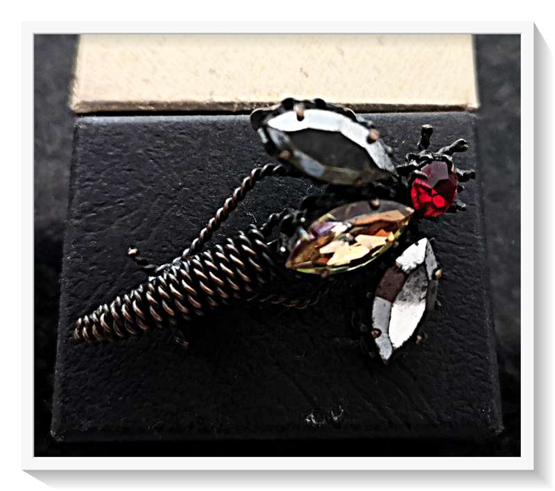 An Immaculate Little Vintage Copper Dragonfly Brooch Circa 1960s - Bohemian Charm*