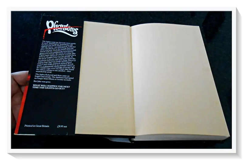 Dean Koontz - Phantoms - First British Edition - 1983 - W H Allen and Co - Hardcover with Dustcover