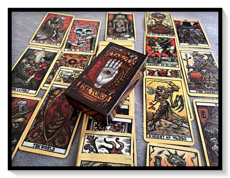 Del Toro Tarot Reading Deck - Masterfully Illustrated Images Based on Del Toros Imagination