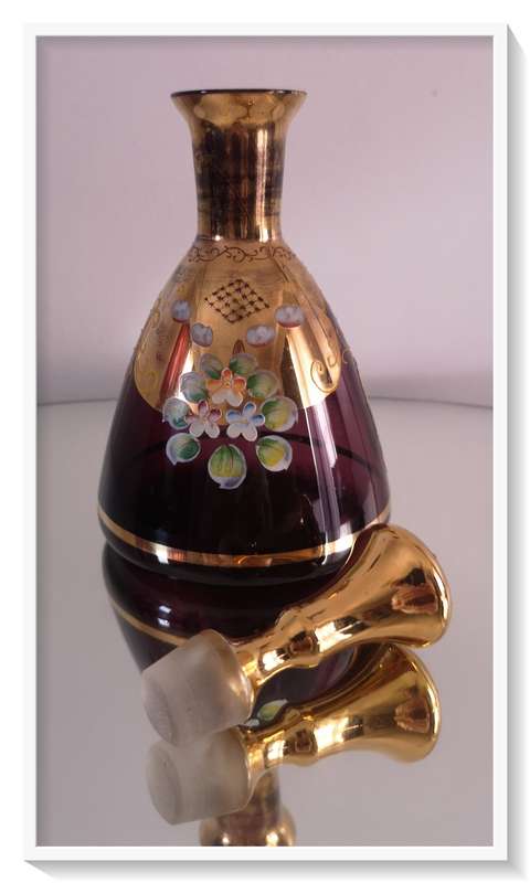 Gorgeous Rare Purple Venetian Glass Vase with Gold Tone and Impasto Flower Motifs Dimensions 180mm