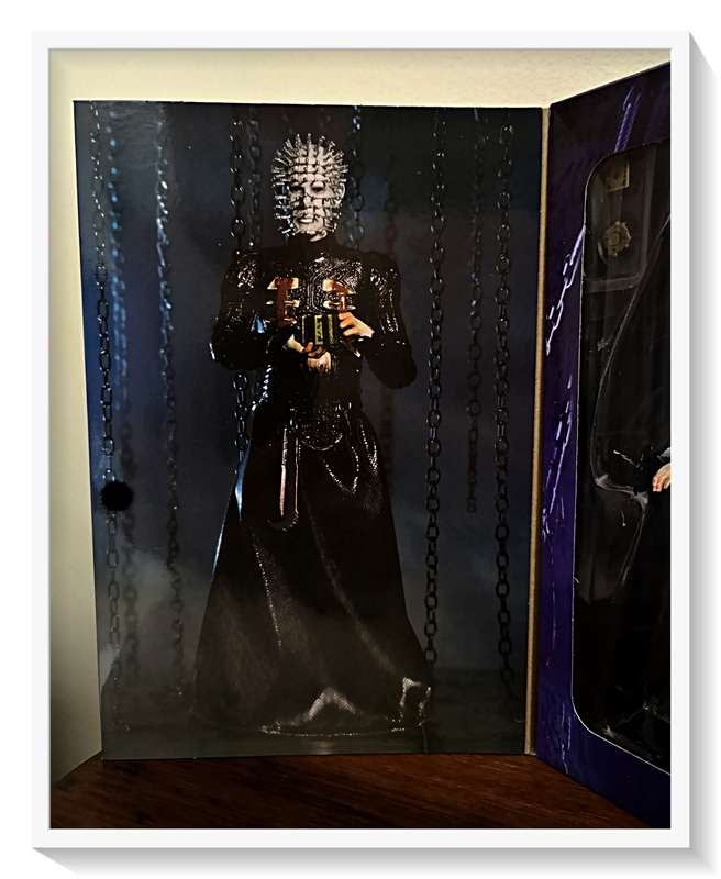 Clive Barker - Hellraiser: The Ultimate Pinhead NECA Horror Toy - Sealed Like New *****