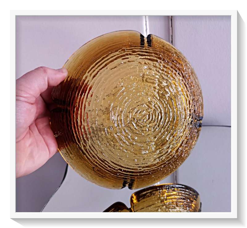Large Thick Retro Honey Yellow Ashtray in Mint Condition - Diameter 220mm - No Chips or Cracks