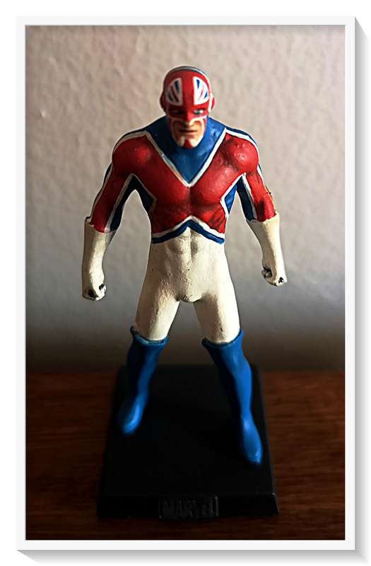 MARVEL LEAD FIGURINES - MARVEL MISTER BRITAIN - HAND-PAINTED WITH ENAMEL (with Original Box)