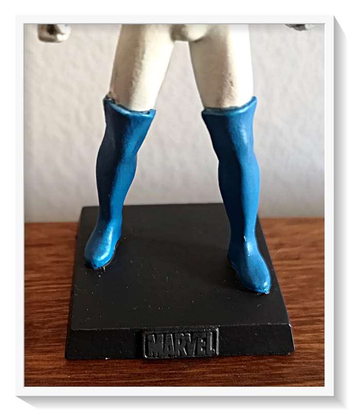 MARVEL LEAD FIGURINES - MARVEL MISTER BRITAIN - HAND-PAINTED WITH ENAMEL (with Original Box)
