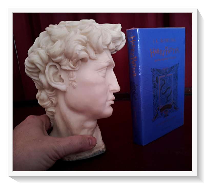 Michelangelo David Bust - Solid and Quite Heavy - Measures 220MM by 155MM - Requires a Base